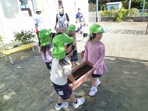 中学生 (24) 中学生 (24)
