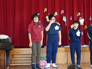 中学生 (1) 中学生 (1)