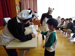 3月誕生会 (11)