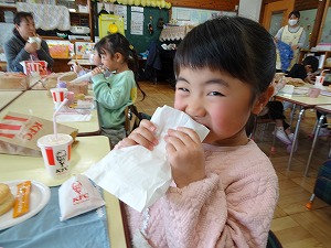 ランチ (2) ランチ (2)