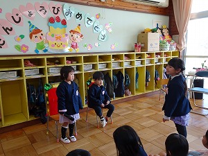 3月誕生会 (1)