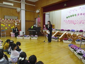 離任 (1) 離任 (1)