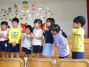 誕生会 (10) 誕生会 (10)