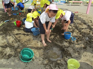 水遊び1 水遊び1