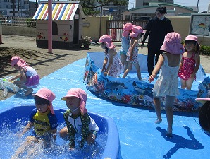 はな水遊び1 はな水遊び1