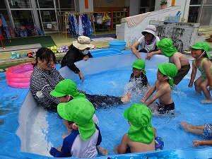 水遊び (6) 水遊び (6)