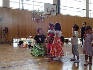 フラダンス (13) フラダンス (13)