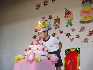 誕生会 (13) 誕生会 (13)
