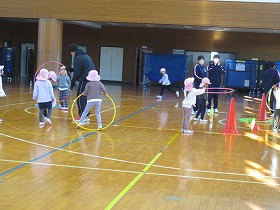 フープ遊び フープ遊び
