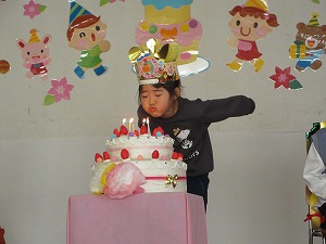 誕生会 (5) 誕生会 (5)