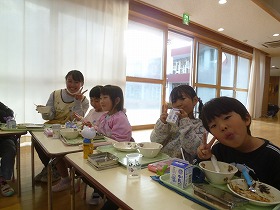 左奥 左奥