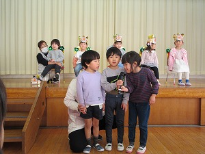 誕生会 (9) 誕生会 (9)
