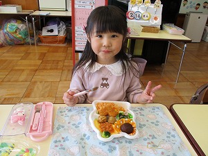 誕生会 (6) 誕生会 (6)