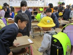 優しく声掛け 優しく声掛け
