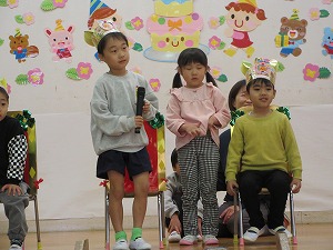 誕生会 (8) 誕生会 (8)
