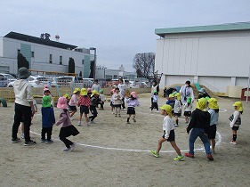 逃げて逃げて 逃げて逃げて