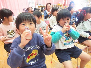 誕生会 (35) 誕生会 (35)