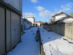 雪 (2) 雪 (2)