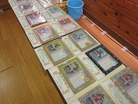 2 2