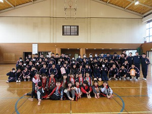 中学生 (19) 中学生 (19)