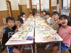 誕生会8 誕生会8