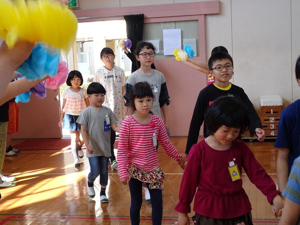 010509 入場2（迎える会）