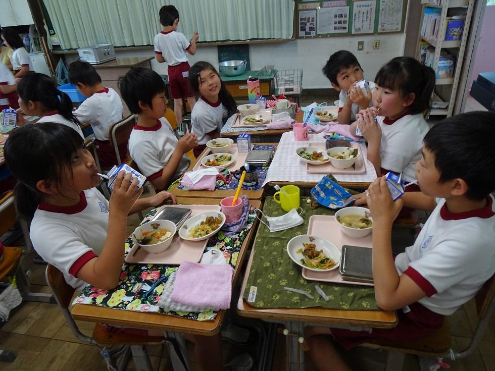 010521 給食3年