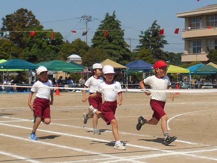010525運動会3・4年駆け抜けろ (3)