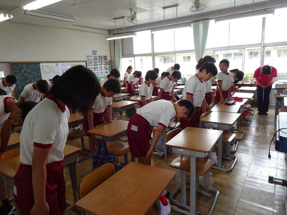 010528 読み聞かせあいさつ4