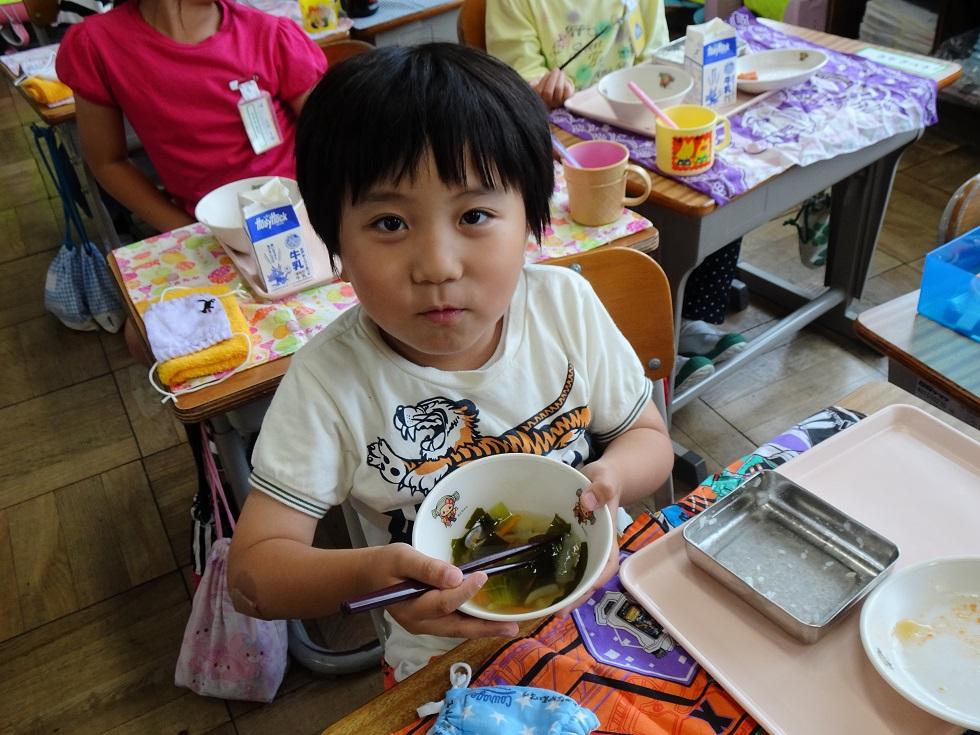 010607 給食風景1年3 010607 給食風景1年3