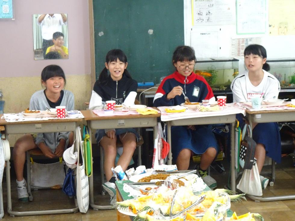 011004 お楽しみ給食6年2 011004 お楽しみ給食6年2