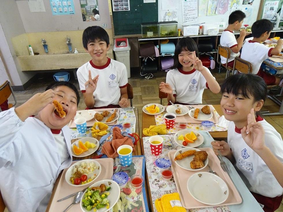 011004 お楽しみ給食5年4 011004 お楽しみ給食5年4