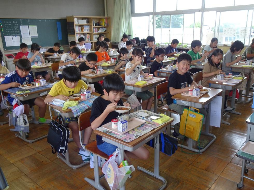 020608 給食5年