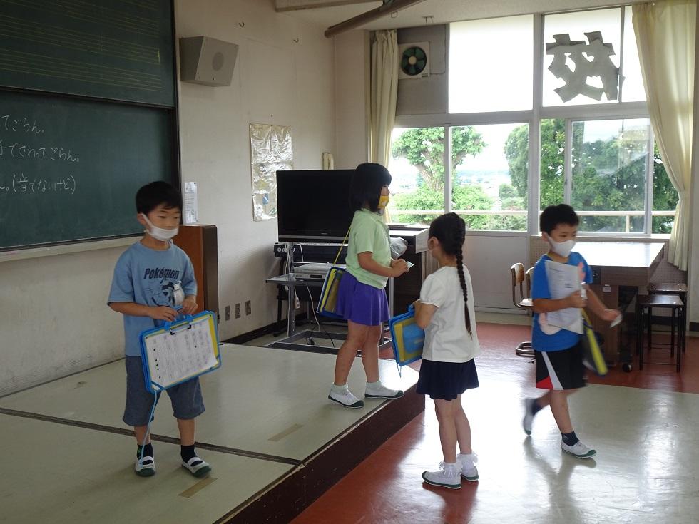 020716 学校探検音楽室 020716 学校探検音楽室