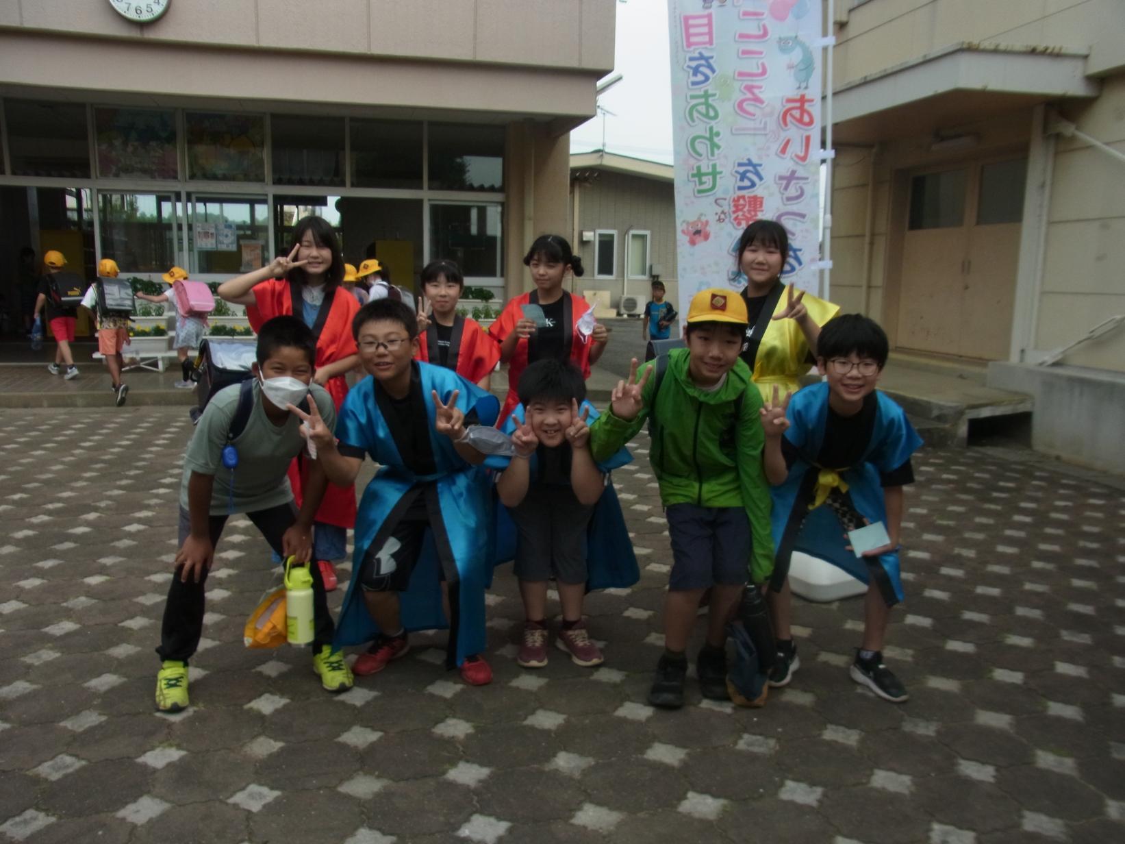 R0016877 R0016877