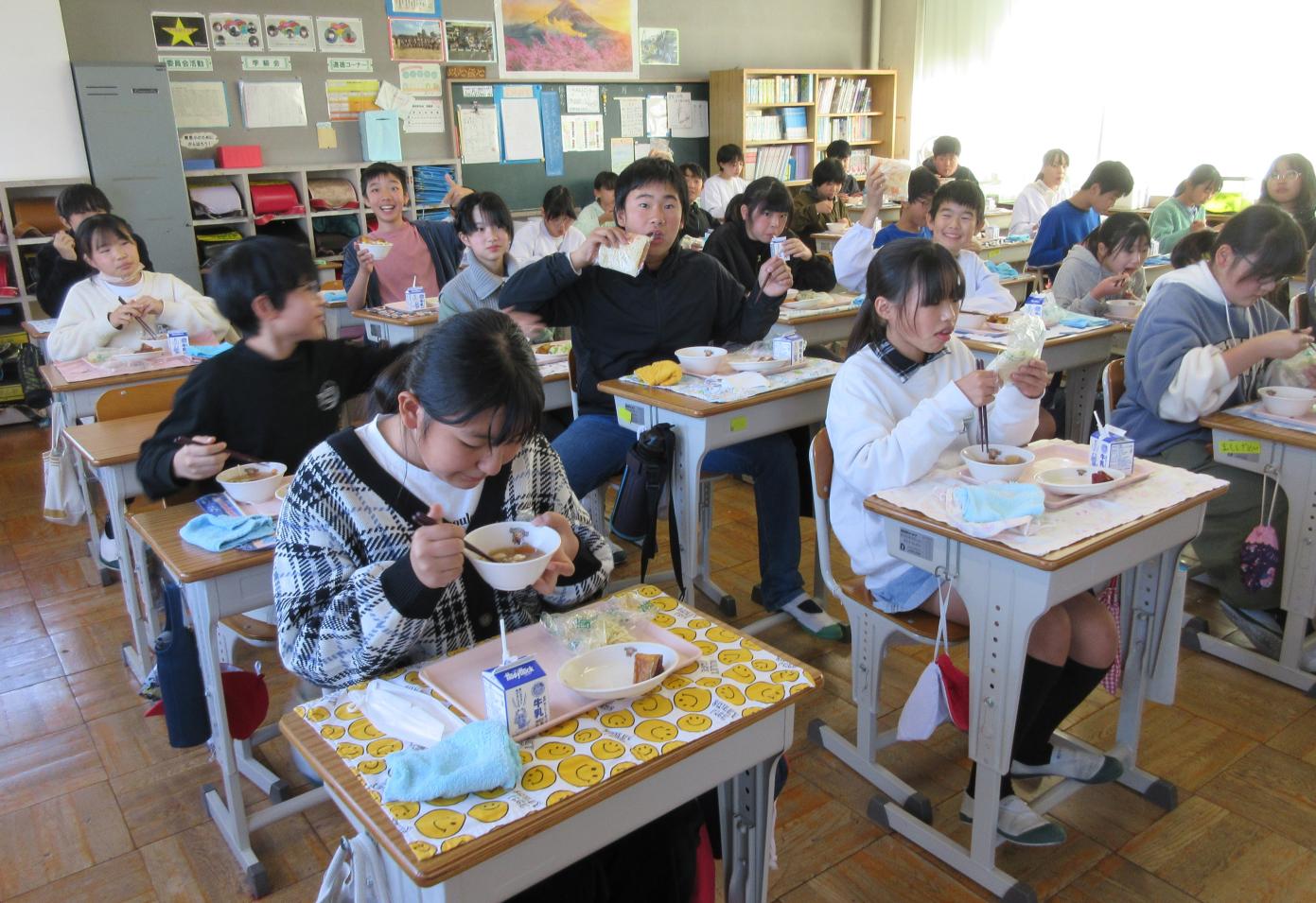 給食2 給食2