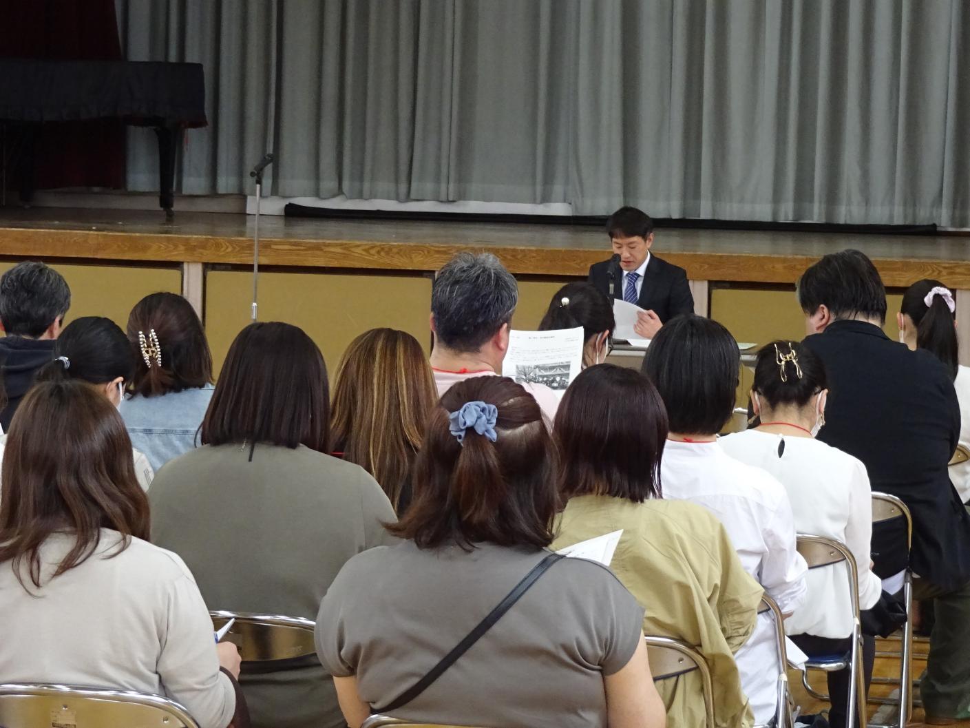総会議事 総会議事