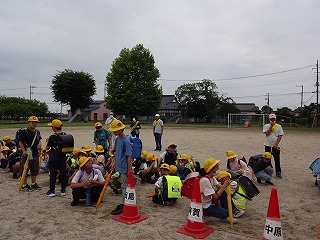 妻里安全見守り隊
