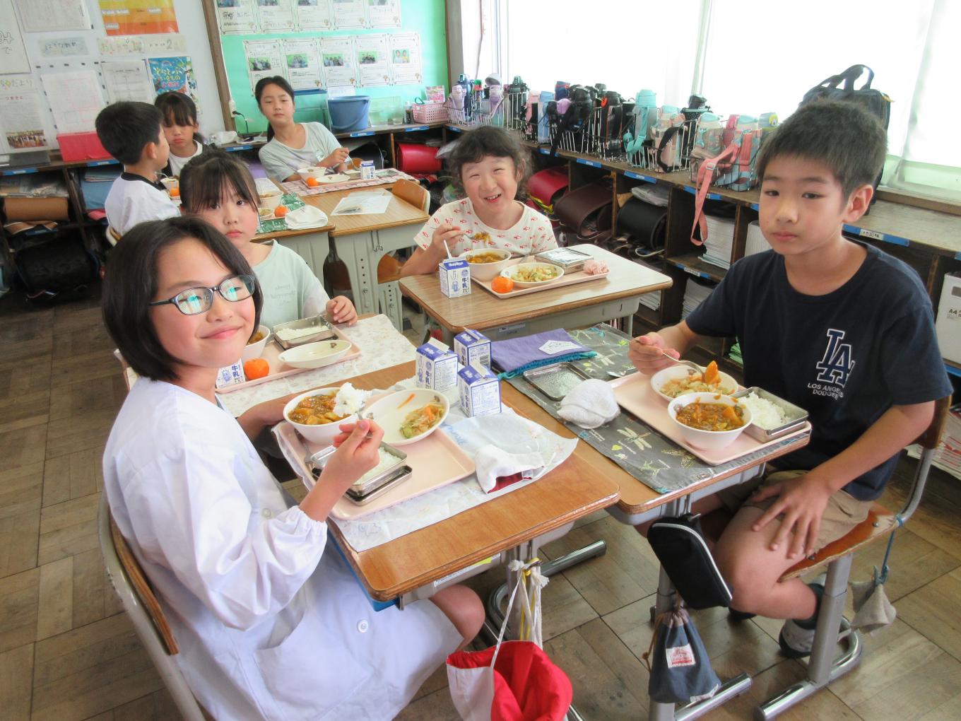 給食2 給食2