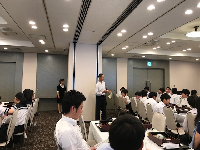 朝の様子(1) 朝の様子(1)