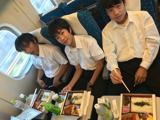 新幹線の中で 新幹線の中で