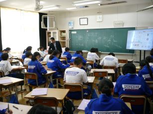 授業の様子3 授業の様子3
