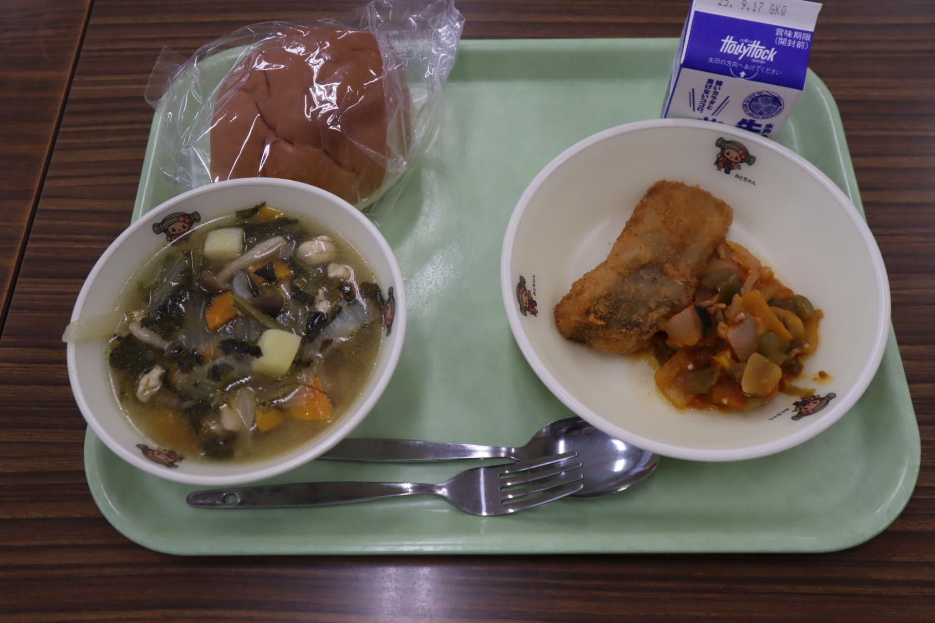 250904給食 250904給食