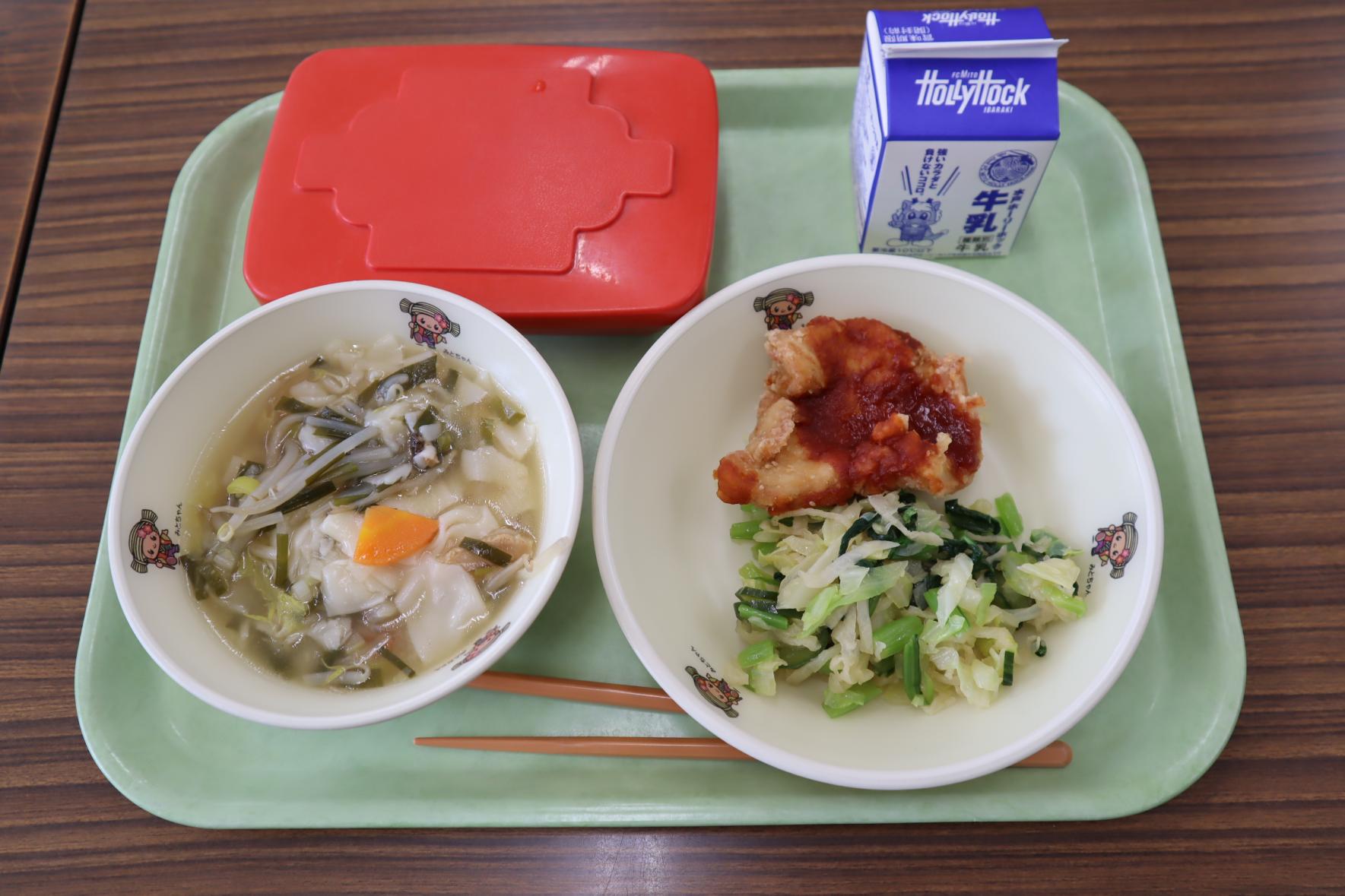 251024給食 251024給食