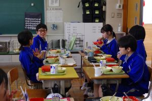給食02 給食02