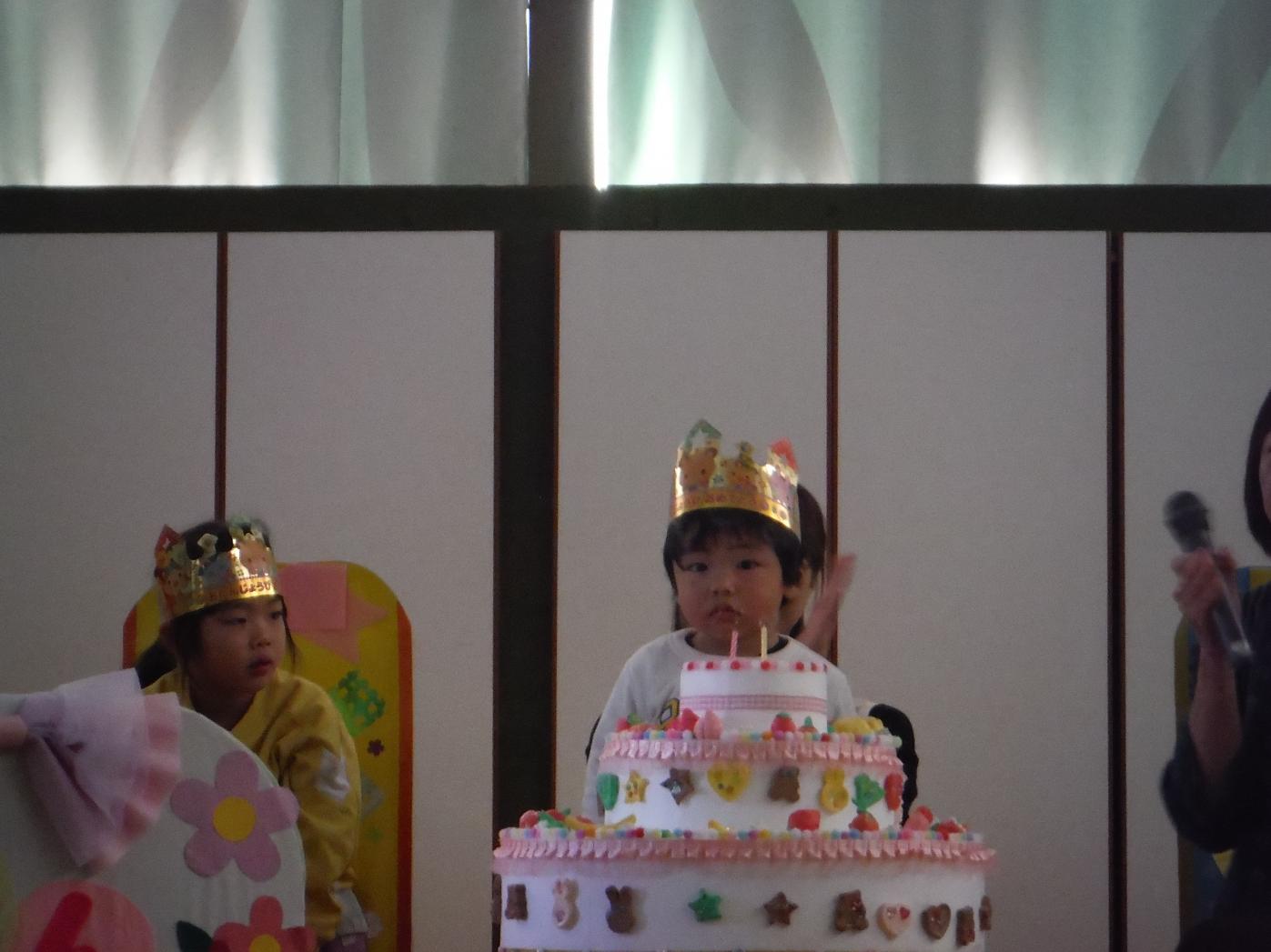 11誕生会 (13) 11誕生会 (13)