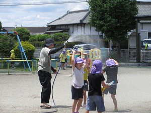 年長シャワー 年長シャワー