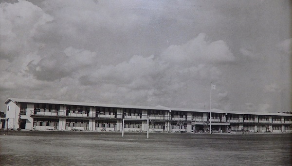 1964年当時の校舎