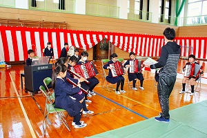 合奏団も始動です 合奏団も始動です