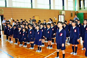 校歌斉唱 校歌斉唱